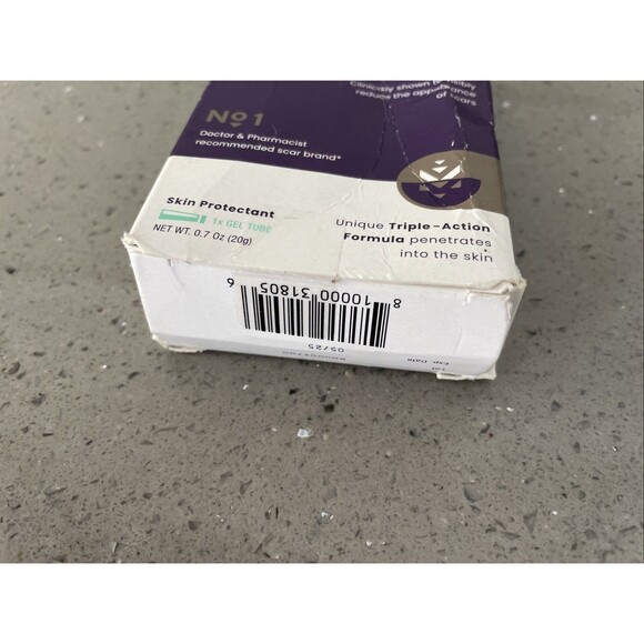 Mederma Advanced Scar Gel 0.7 oz Skin Protectant Reduces Scars 05/25 - Picture 2 of 4